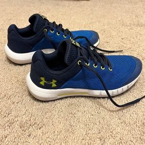 Boys Under Armour Sneakers
